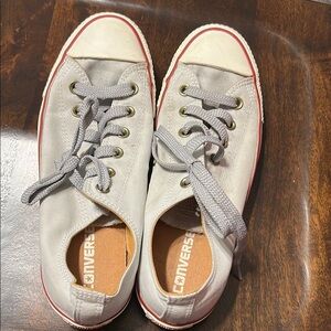 Converse Women’s Gray Sneakers